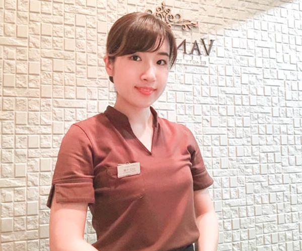 山口千織